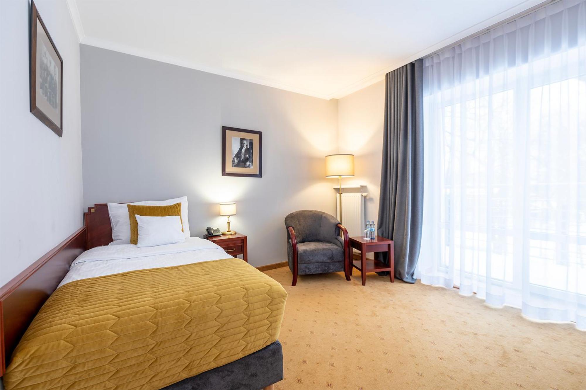 Hotel Moscicki สปาวา ภายนอก รูปภาพ